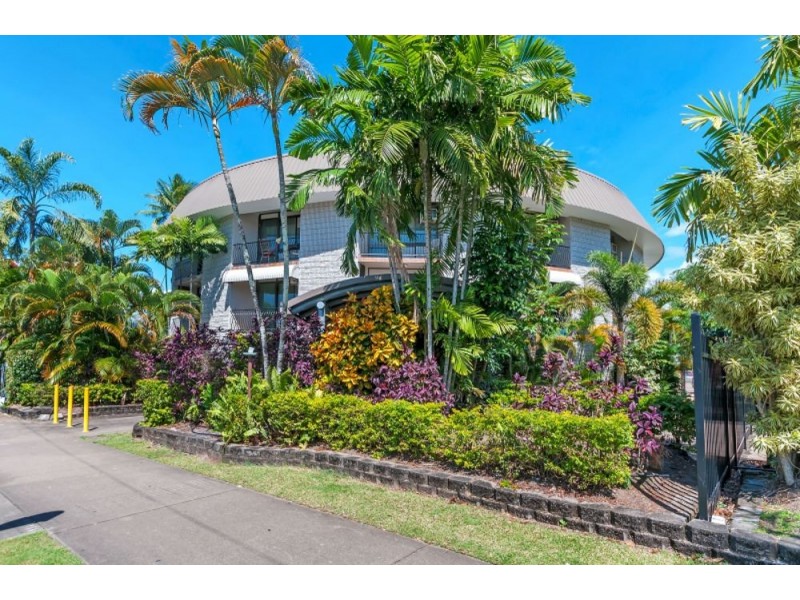 18/261 Sheridan Street, Cairns North QLD 4870