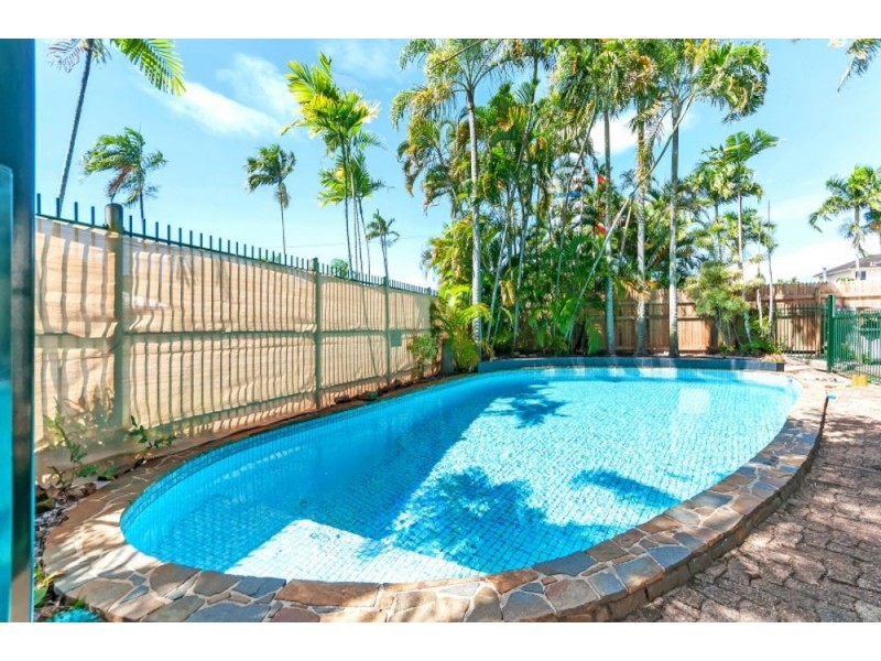 18/261 Sheridan Street, Cairns North QLD 4870