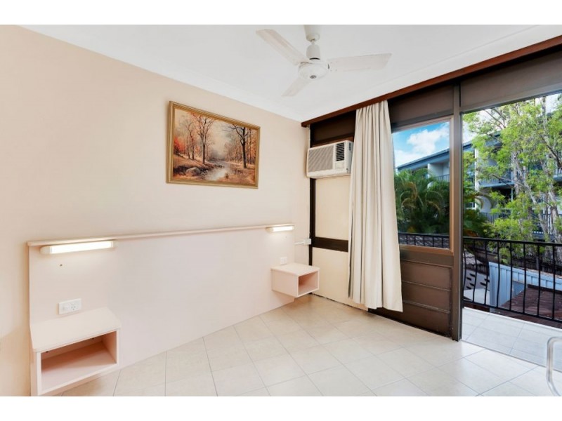18/261 Sheridan Street, Cairns North QLD 4870