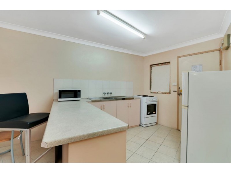 18/261 Sheridan Street, Cairns North QLD 4870