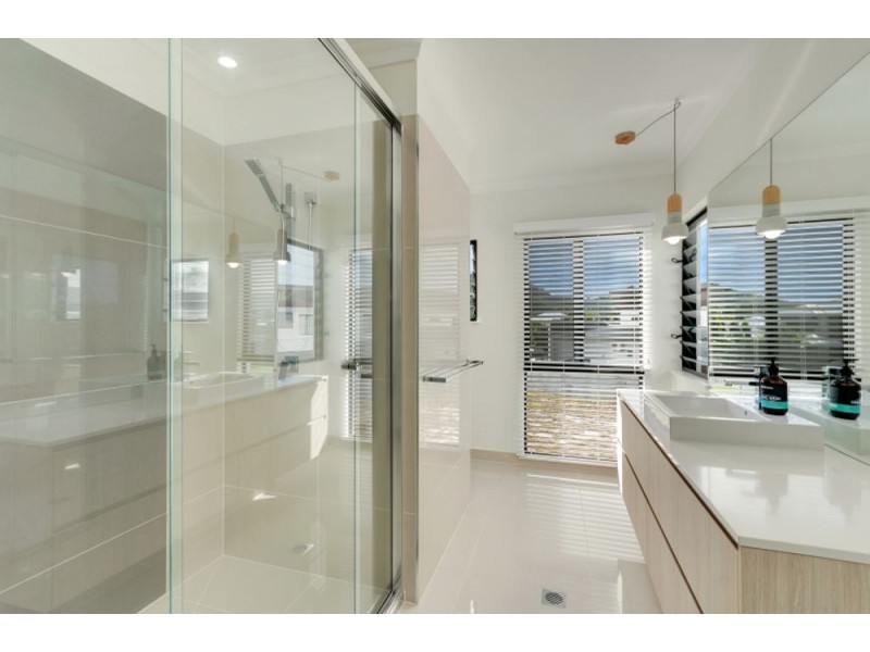 81 Harbour Drive, Trinity Park QLD 4879