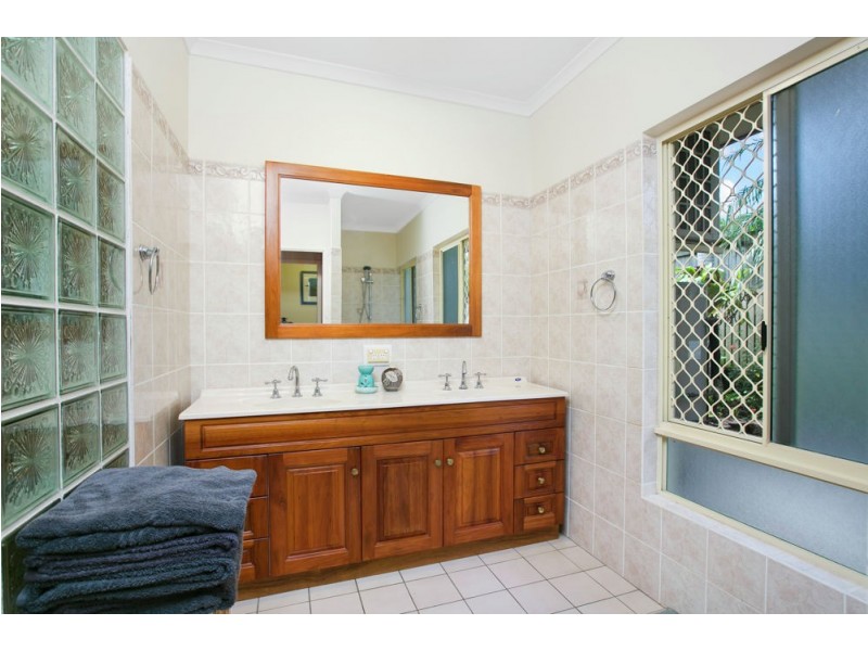 30 Mornington Street, Kewarra Beach QLD 4879