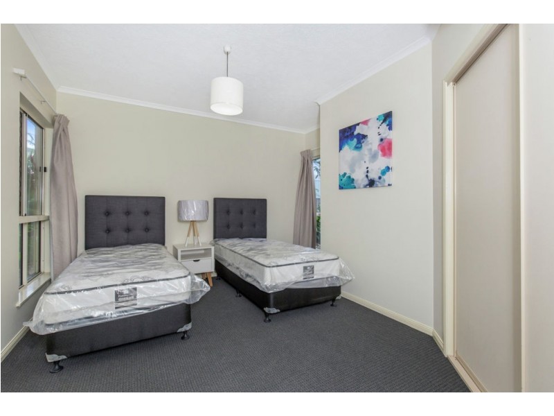 502/2 Greenslopes Street, Cairns North QLD 4870