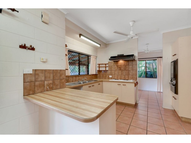 36 Trundle Terrace, Whitfield QLD 4870