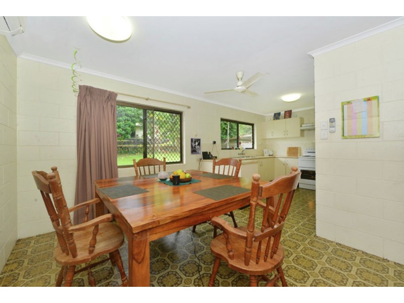 85 Carnation Drive, Mooroobool QLD 4870