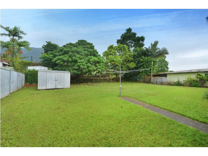 85 Carnation Drive, Mooroobool QLD 4870