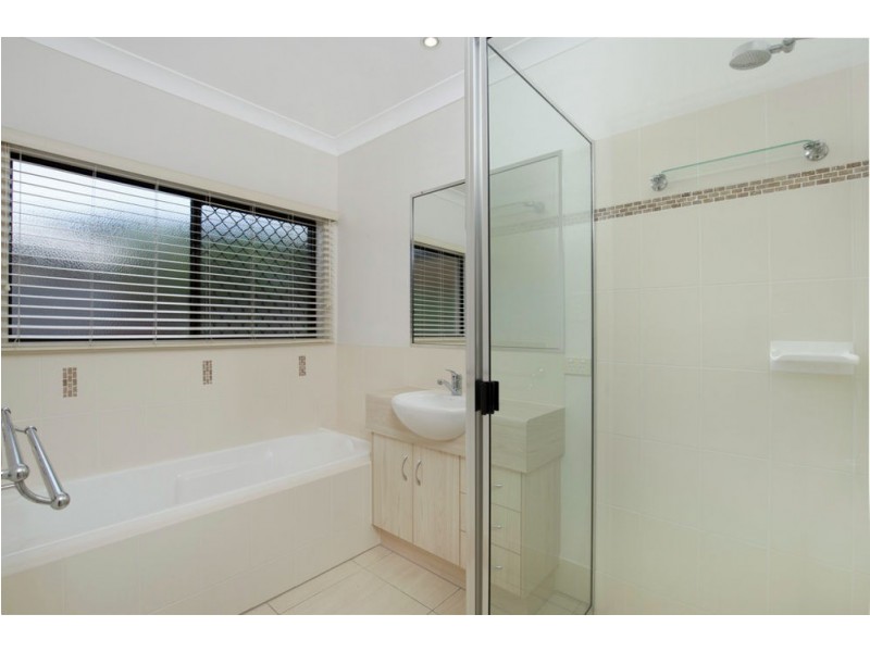 1 Galicia Street, Brinsmead QLD 4870