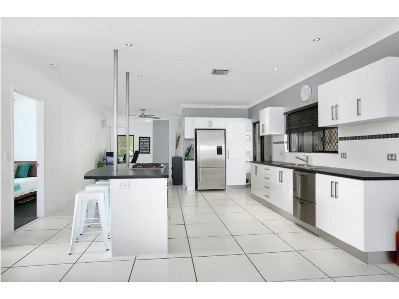 44 Herald Street, Bentley Park QLD 4869