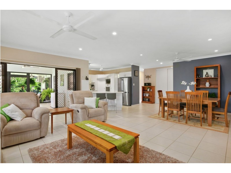 7 Pollock Close, Bentley Park QLD 4869