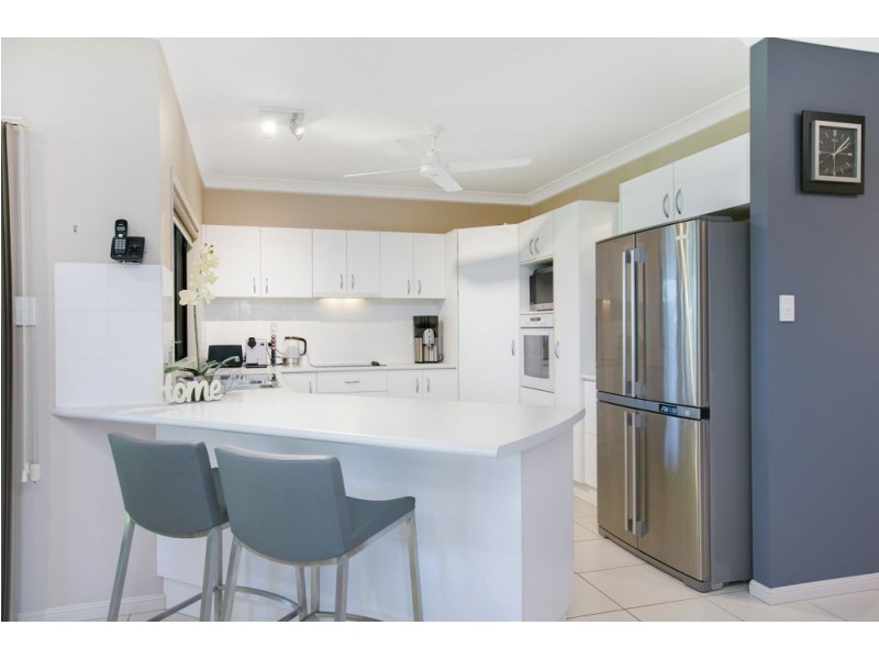 7 Pollock Close, Bentley Park QLD 4869