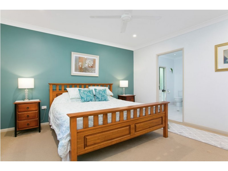 7 Pollock Close, Bentley Park QLD 4869