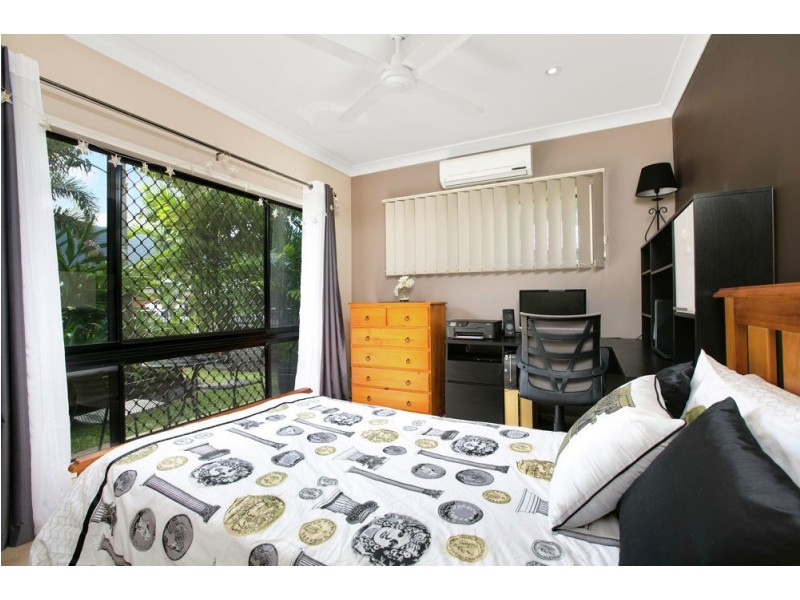7 Pollock Close, Bentley Park QLD 4869