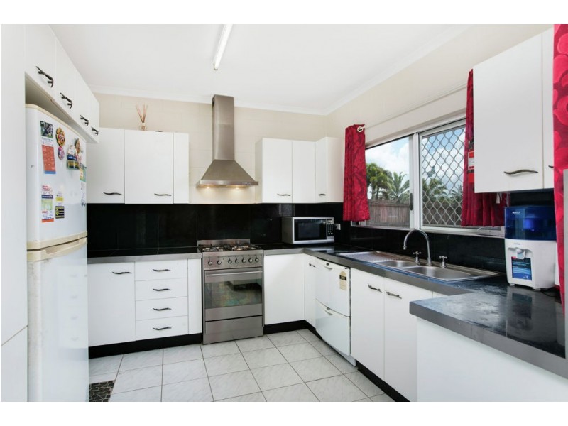 22 Cooma Street, Mount Sheridan QLD 4868