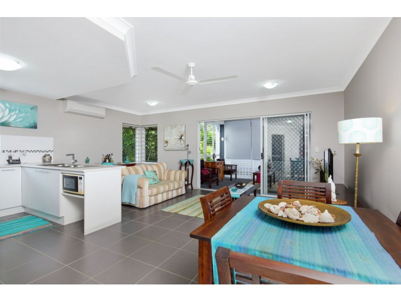 4/109 Callaghan Street, Mooroobool QLD 4870