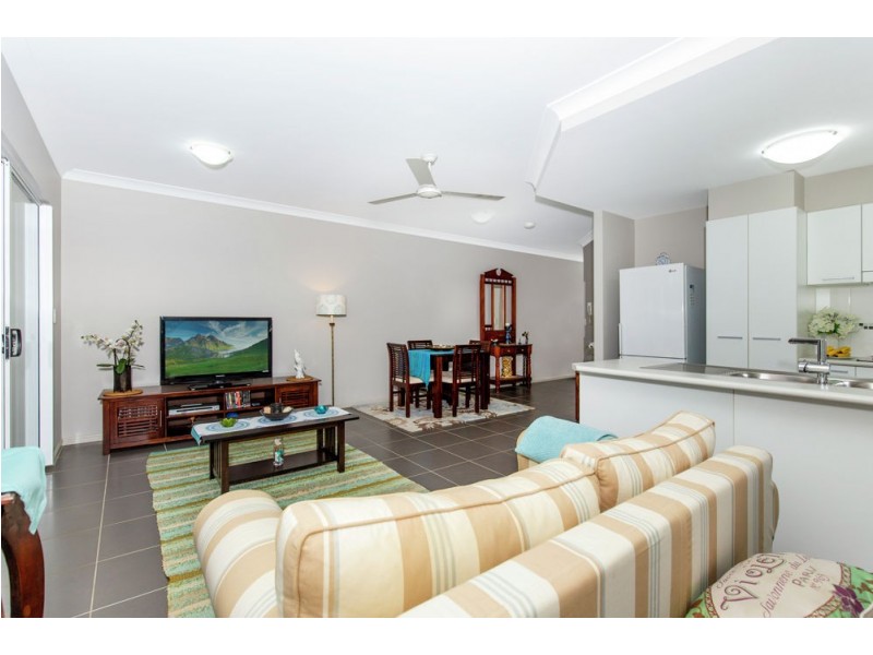 4/109 Callaghan Street, Mooroobool QLD 4870