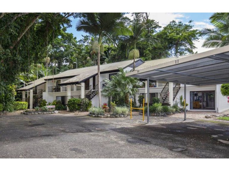 6/4 McPherson Close, Edge Hill QLD 4870