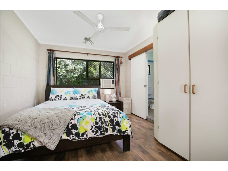 6/4 McPherson Close, Edge Hill QLD 4870