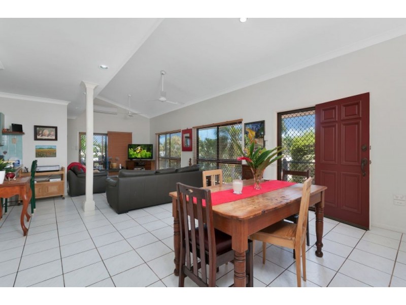 3 Delta View Close, Freshwater QLD 4870