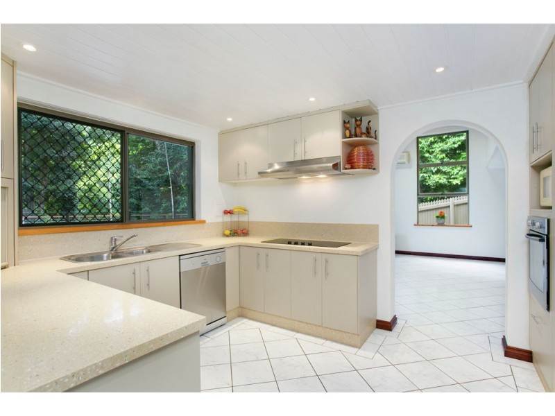 8 – 10 Creek Close, Bayview Heights QLD 4868