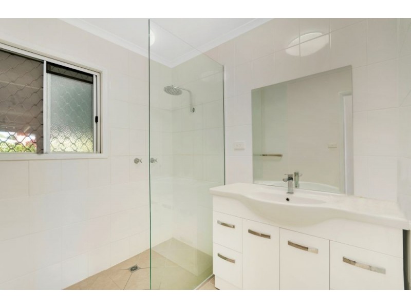 34 Sperring Street, Manunda QLD 4870