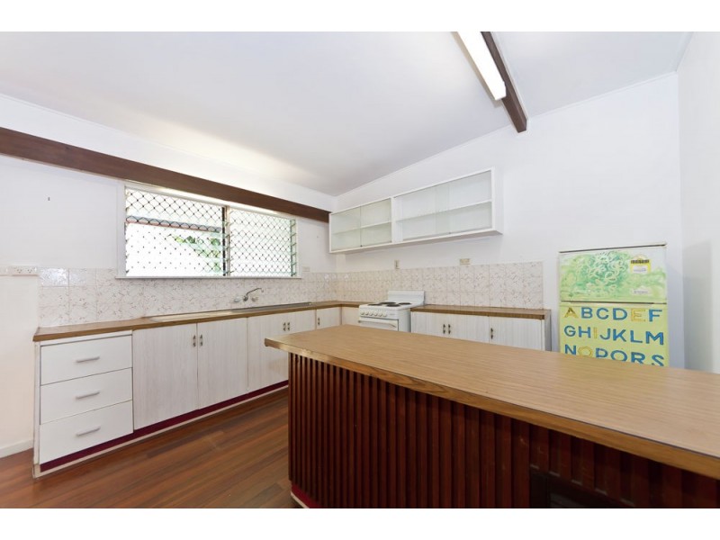 8 Sexton Street, Aeroglen QLD 4870