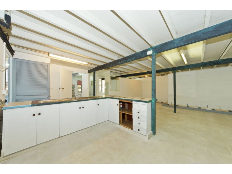 8 Sexton Street, Aeroglen QLD 4870