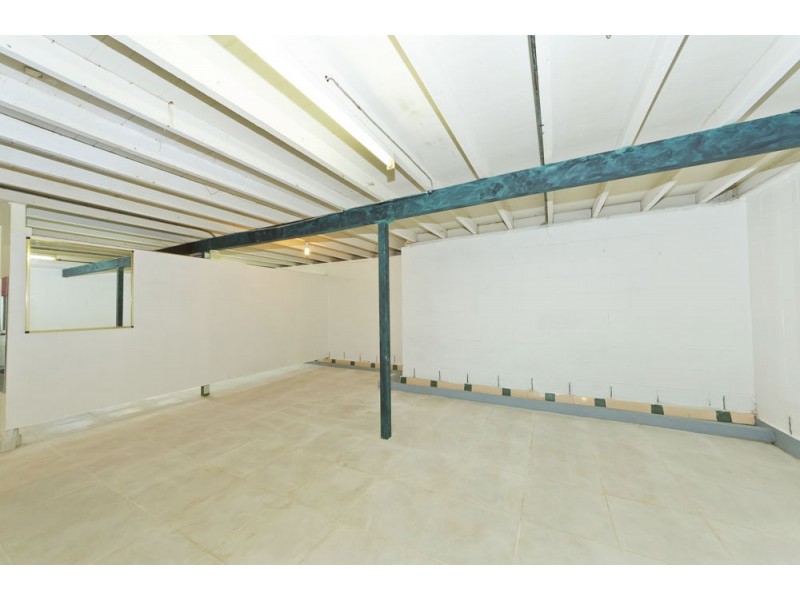 8 Sexton Street, Aeroglen QLD 4870