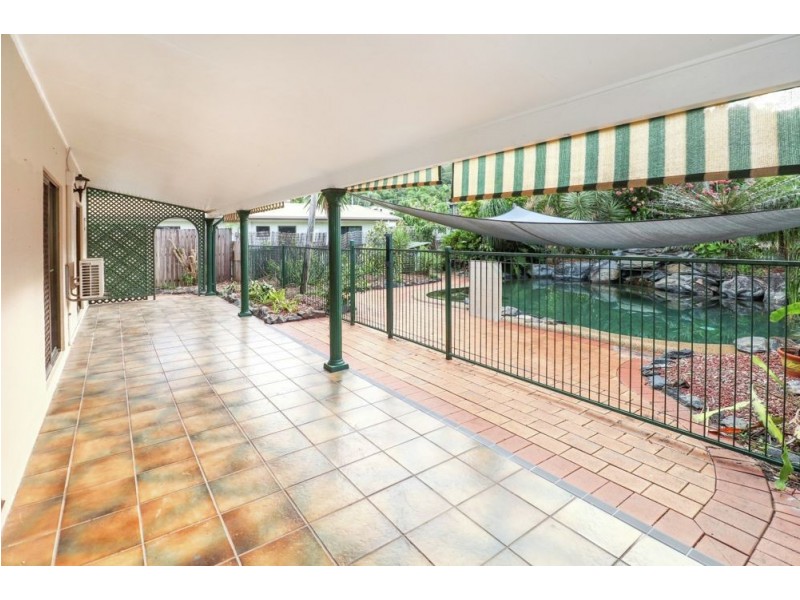 42 Gavin Street, Smithfield QLD 4878