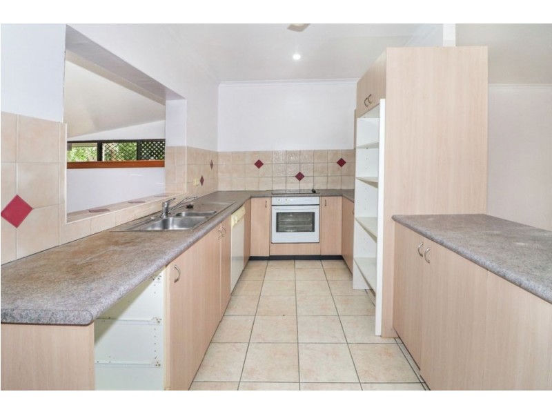 42 Gavin Street, Smithfield QLD 4878