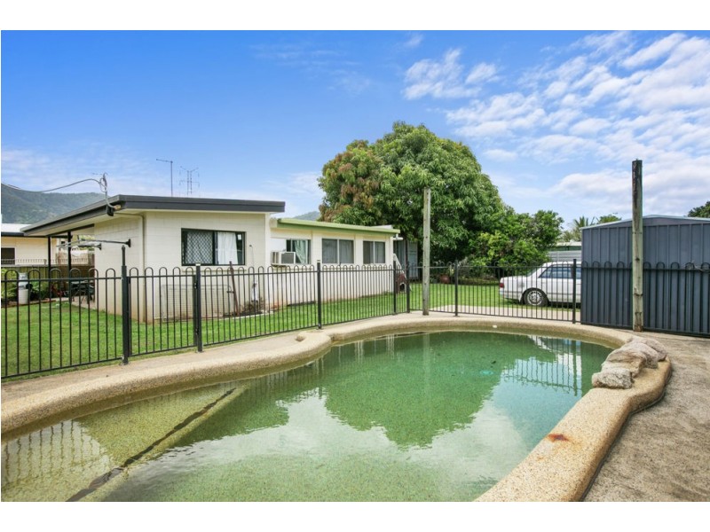 76 Toogood Road, Woree QLD 4868