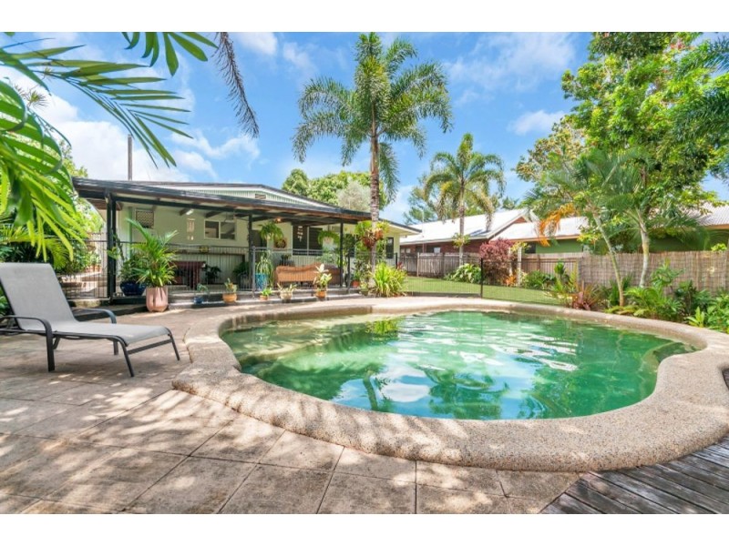 9 Merrybrook Street, Freshwater QLD 4870