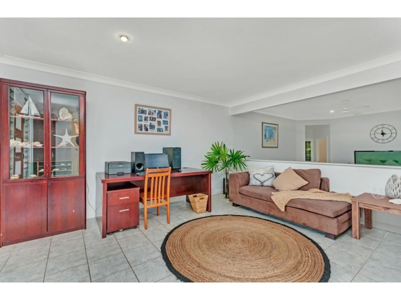 9 Merrybrook Street, Freshwater QLD 4870