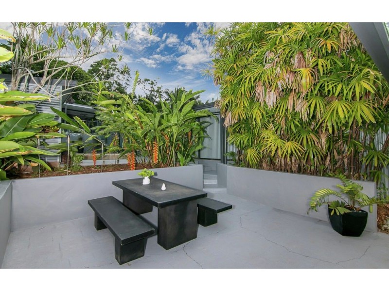 127 Old Smithfield Road, Freshwater QLD 4870