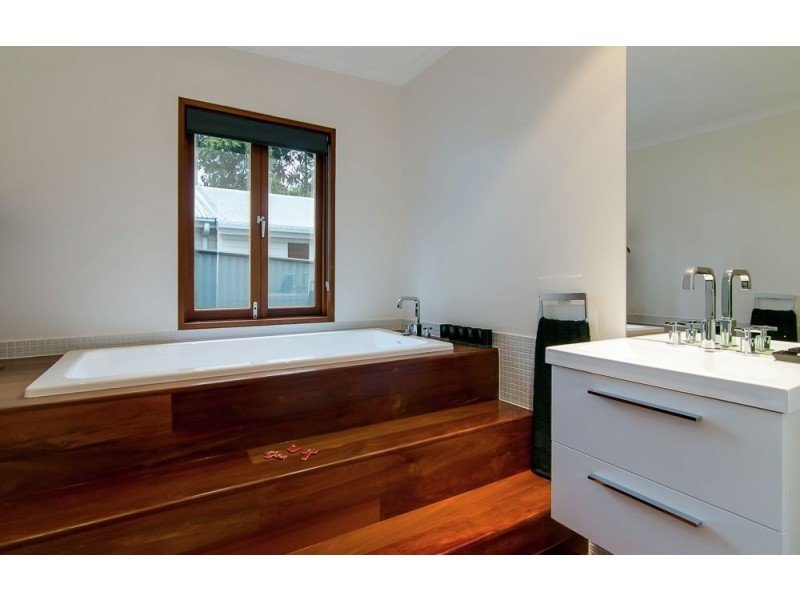 127 Old Smithfield Road, Freshwater QLD 4870