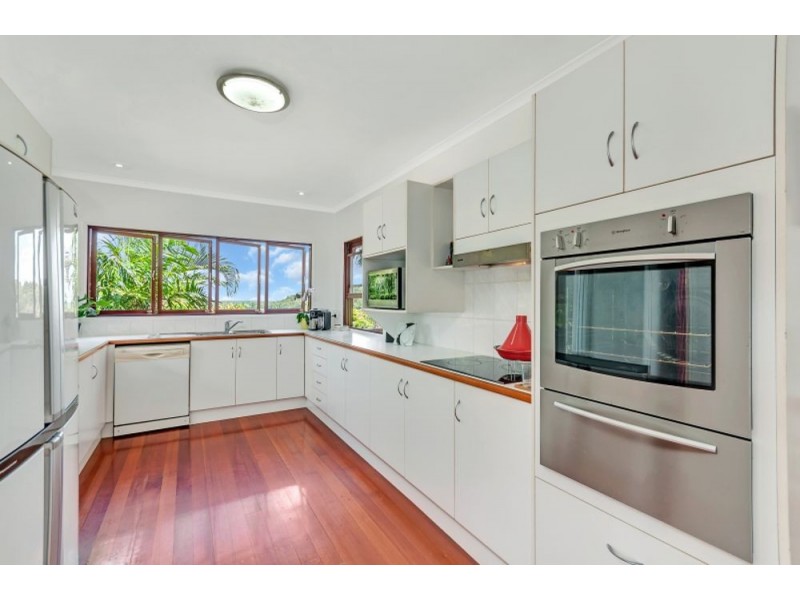 13-15 Atherton, Whitfield QLD 4870