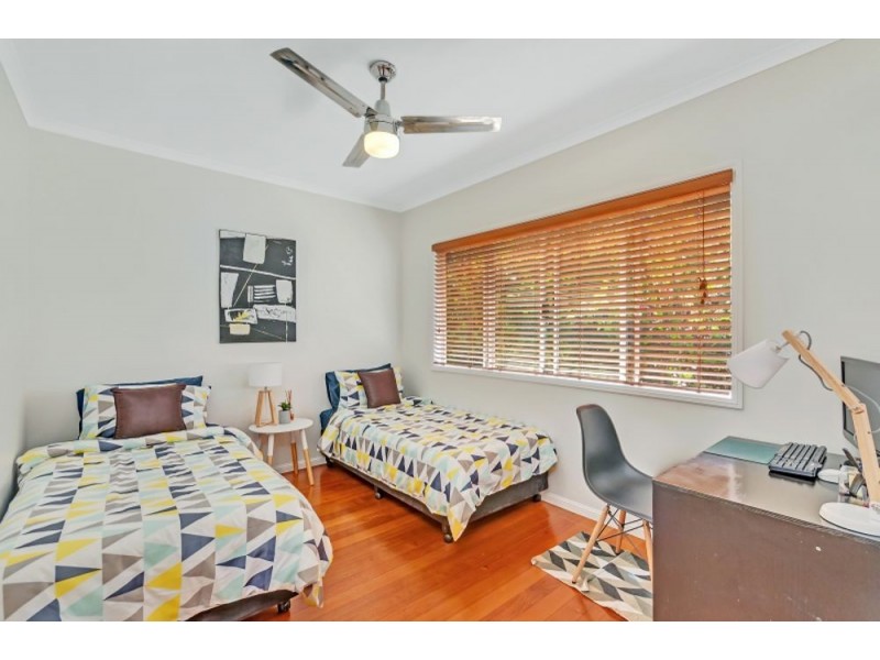 13-15 Atherton, Whitfield QLD 4870