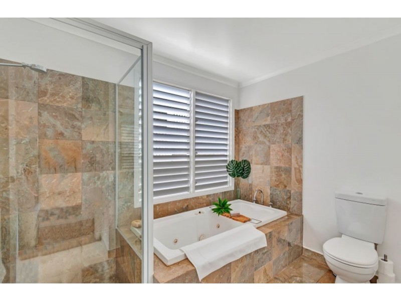 13-15 Atherton, Whitfield QLD 4870