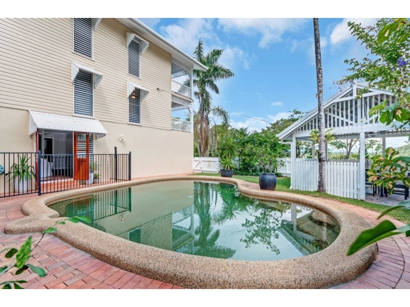 13-15 Atherton, Whitfield QLD 4870