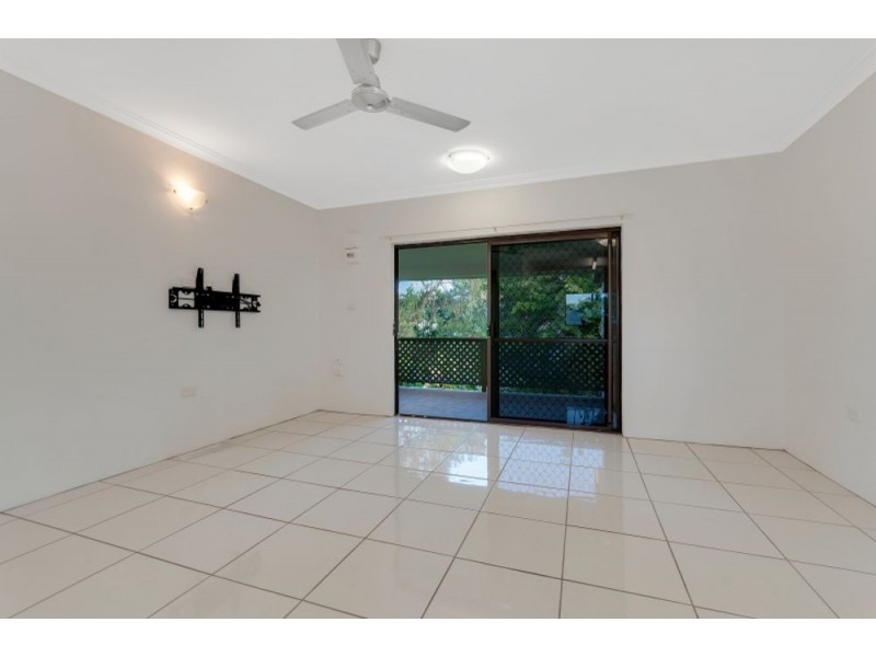 4/11 Mintaro Crescent, Woree QLD 4868