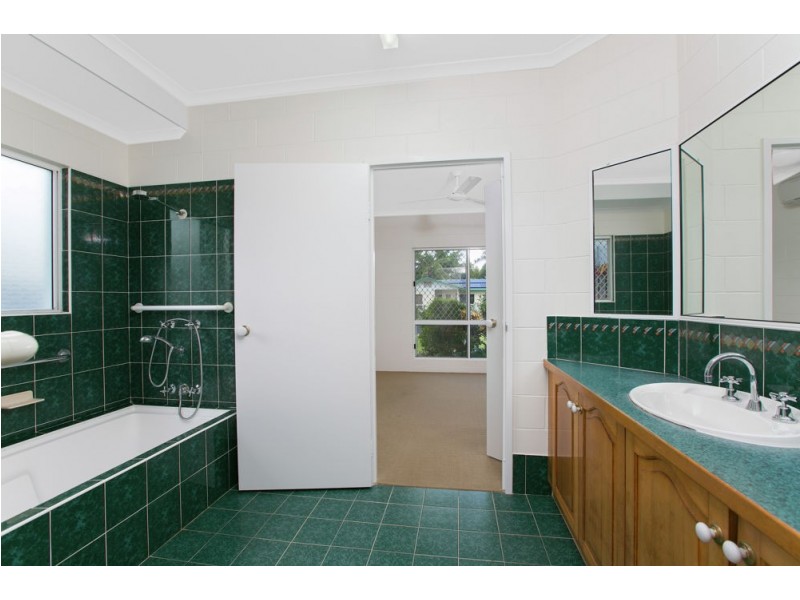 30 Paluma Street, Mount Sheridan QLD 4868