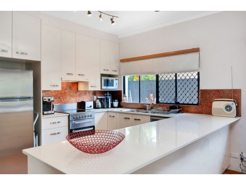 101/2-6 Lake Placid Road, Caravonica QLD 4878