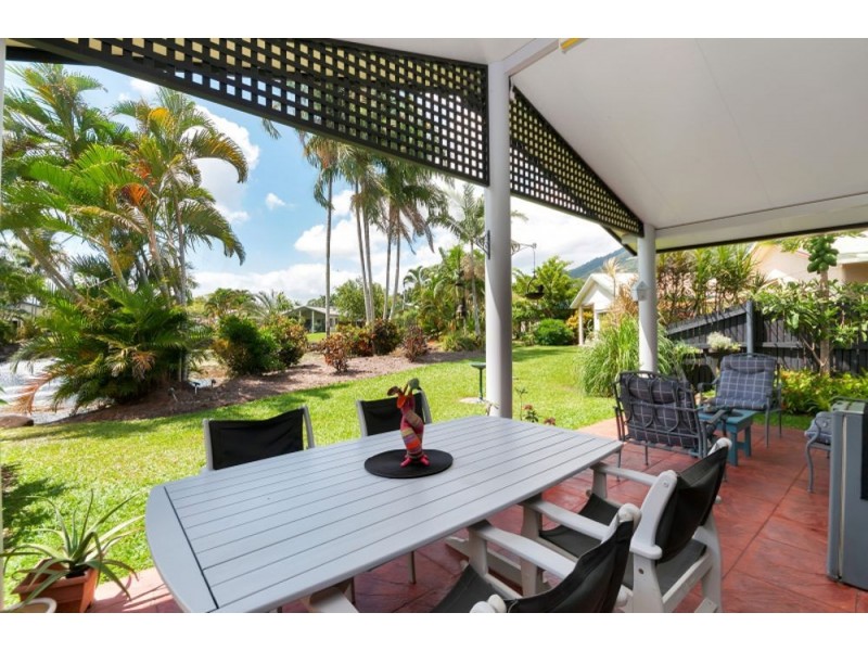101/2-6 Lake Placid Road, Caravonica QLD 4878