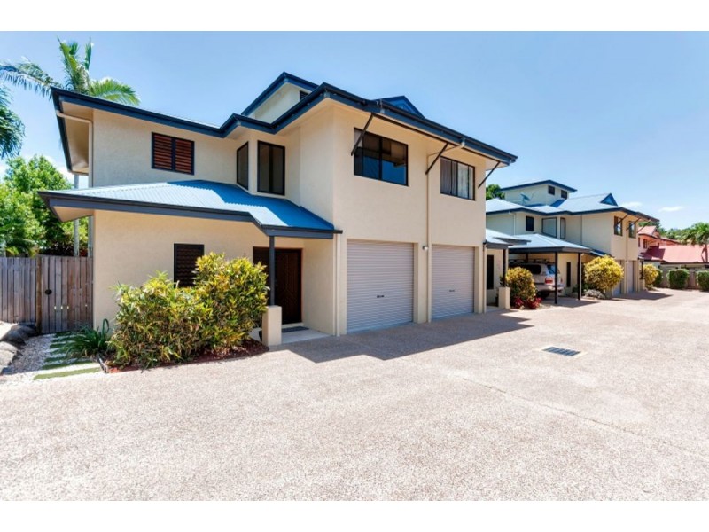 3/24-26 Old Smithfield Road, Freshwater QLD 4870