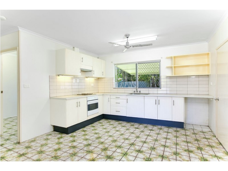 9 Silkwood Close, Manoora QLD 4870
