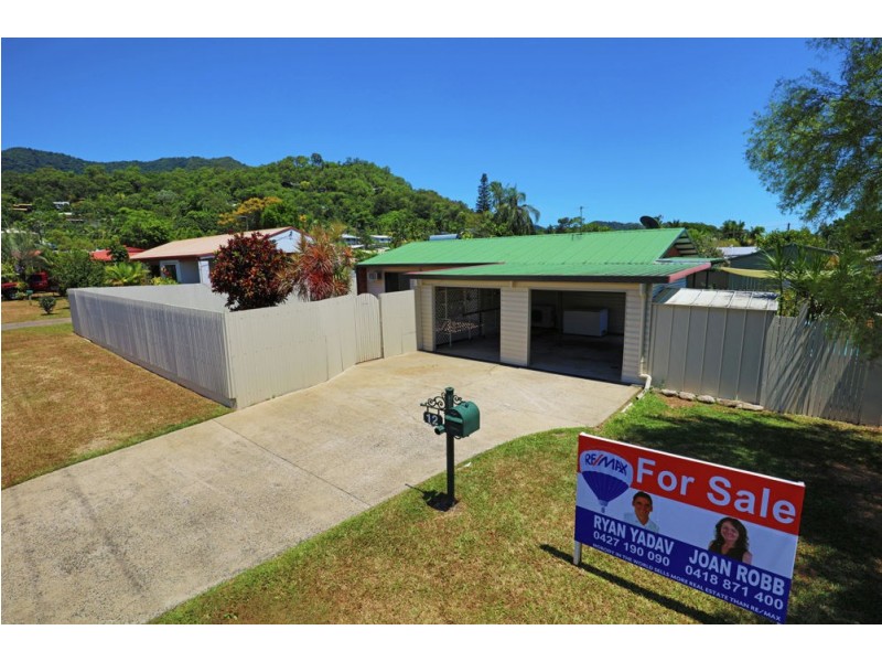 12 Stanton Road, Smithfield QLD 4878