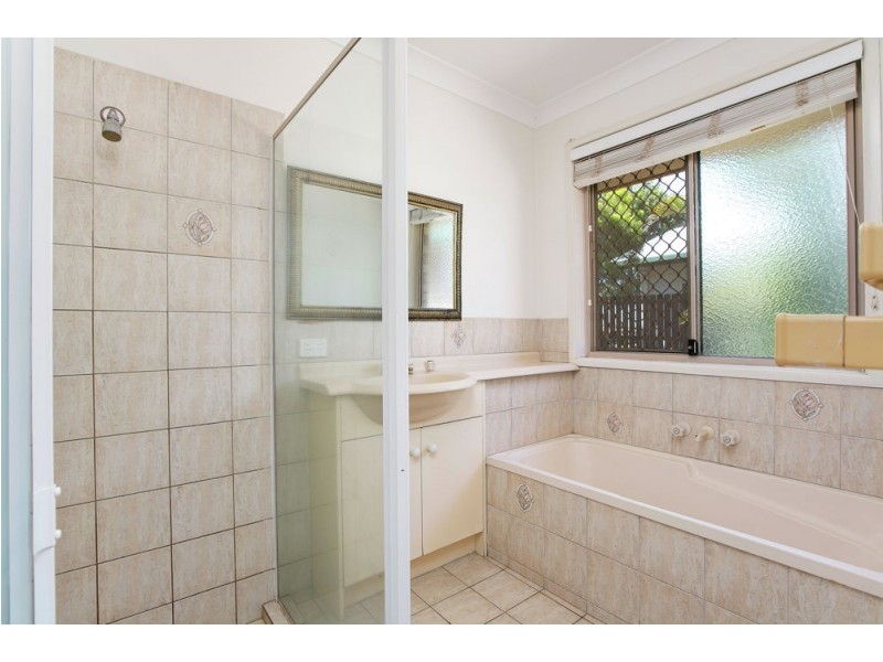 95 Barnard Drive, Mount Sheridan QLD 4868