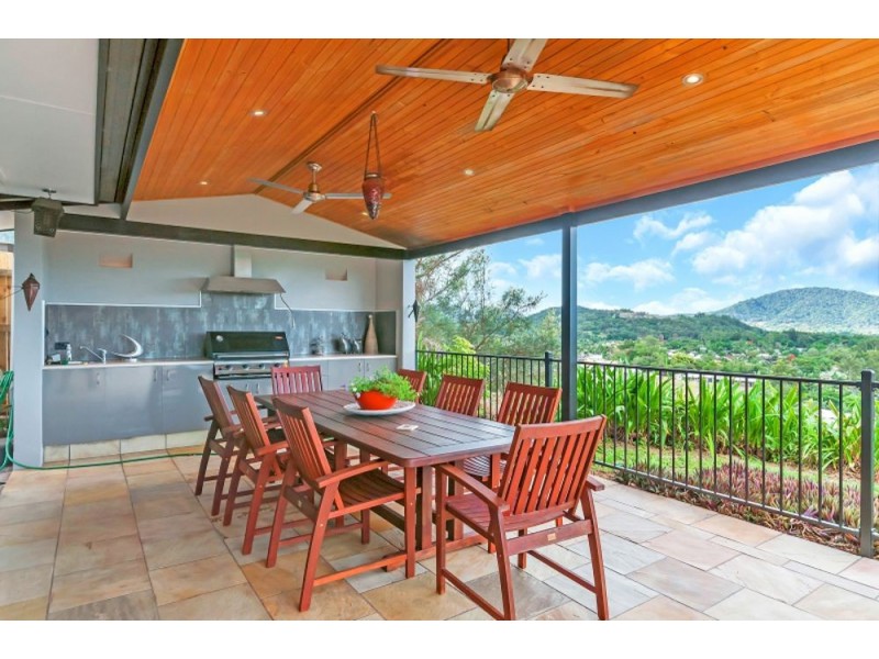 72 Koppen Terrace, Mooroobool QLD 4870