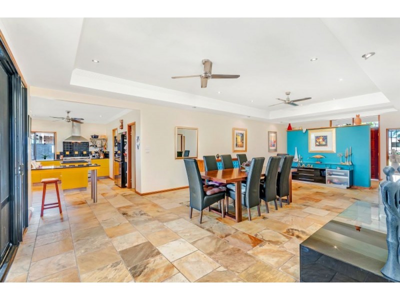 72 Koppen Terrace, Mooroobool QLD 4870