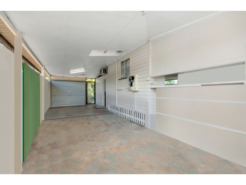 17 Toogood Road, Woree QLD 4868