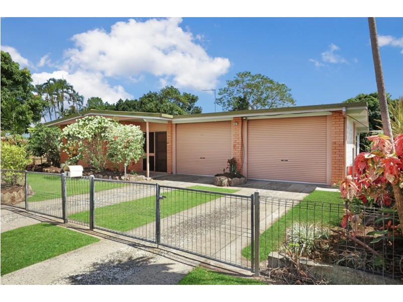 6 Card Avenue, Manunda QLD 4870